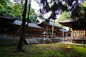 Archivo:Inside the Noda Shrine complex