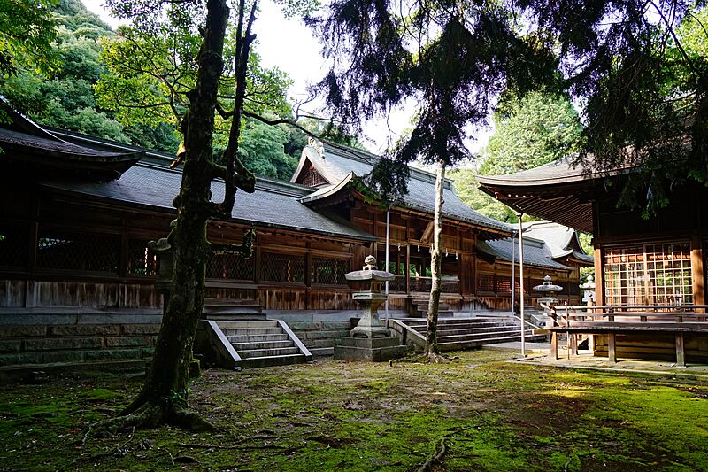 Inside the Noda Shrine complex