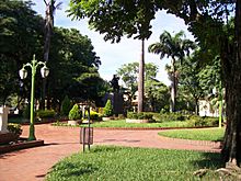 Archivo:La Plaza Bolivar de Barinas
