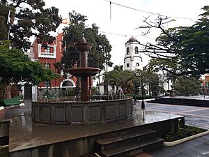 Archivo:Los Sauces, La Palma, Plaza mayor