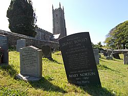 Archivo:Mary Norton's final resting place