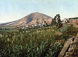 Archivo:Montaña de Gáldar 1893