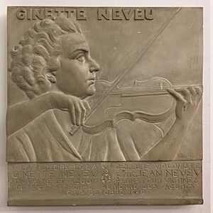 Archivo:Paris salle Pleyel plaque à Ginette Neveu