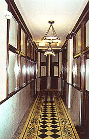 Archivo:Reliance corridor