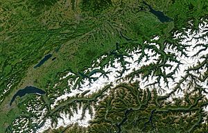 Archivo:Satellite image of Switzerland in September 2002