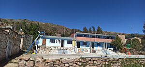 Archivo:Unidad Educativa de Cacha