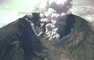 Archivo:Volcano