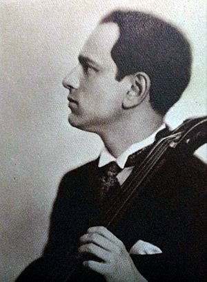Archivo:13.1 Ritratto Gaspar Cassadò