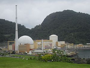 Archivo:Angra dos Reis - usinas nucleares