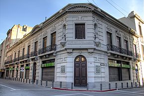 Antigua Compañía de Aguas Corrientes - Montevideo Waterworks Co..jpg