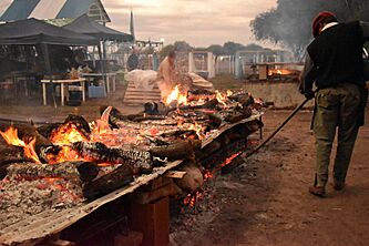 Archivo:Asado con Cuero - Sumampa 2023