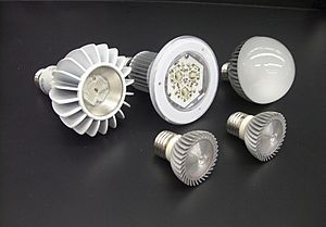 Archivo:Assorted LED Lamps