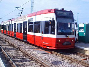 Archivo:Croydon tram