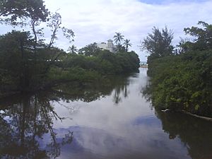 Archivo:Holetown, Saint James, Barbados-004