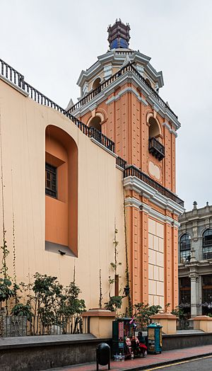 Archivo:Iglesia de la Merced, Lima, Perú, 2015-07-28, DD 102