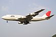 JapanAirlines B747-300 fukuoka 20090523160614.jpg