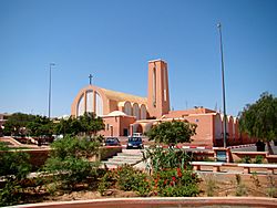 Archivo:Laayoune Cathedral 2011