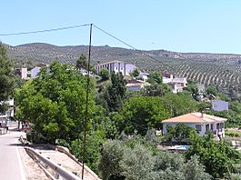 Las Cuevas de Ambrosio desde la carretera.JPG