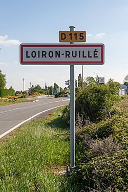 Loiron-Ruillé - entrée D115.jpg
