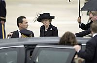 Archivo:Margaret Thatcher DF-SD-06-15534