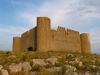 Montgri castle.JPG