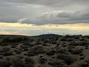 Archivo:Paisaje observable desde la fortificación de Los Yesares