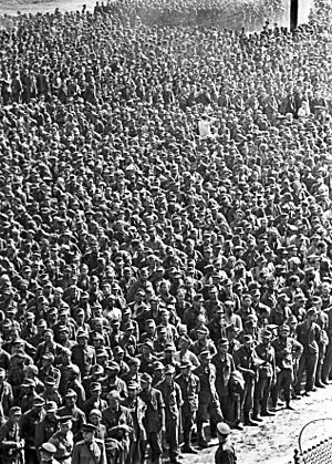 Archivo:RIAN archive 129359 German prisoners-of-war in Moscow