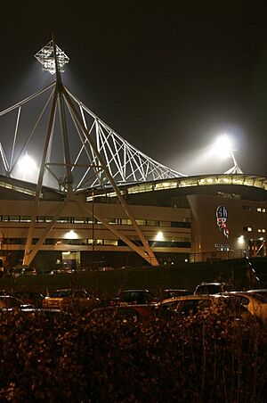 Archivo:ReebokStadium