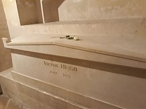Archivo:Víctor Hugo's tomb