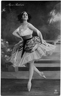 Archivo:Anna Pavlova 1912