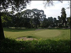 Archivo:Campo de golf parroquia el junko estado vargas Venezuela 3