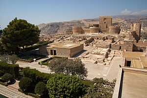 Archivo:Castillo de Almeria