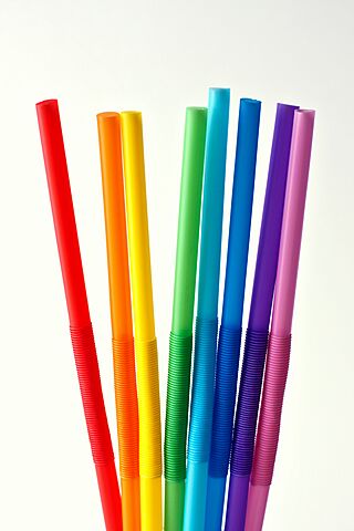 Eight drinking straws (4273846588).jpg