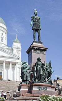 Archivo:Estatua de Alejandro II, Helsinki, Finlandia, 2012-08-14, DD 01
