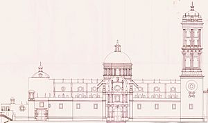 Archivo:Fachada Norte de la Catedral de Puebla
