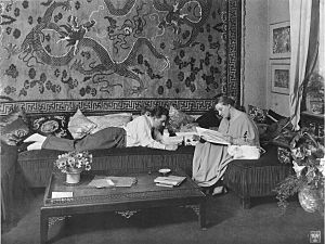 Archivo:Fritz Lang und Thea von Harbou, 1923 od. 1924