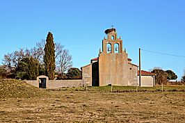 Iglesia y cementerio