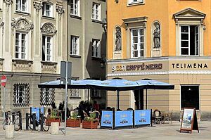 Archivo:Kamienica Kestnerów w Warszawie 05 (cropped)