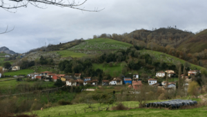 Archivo:Llenín