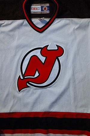 Archivo:Maillot New Jersey Devils
