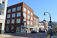 Archivo:Main at Grace in Pikeville