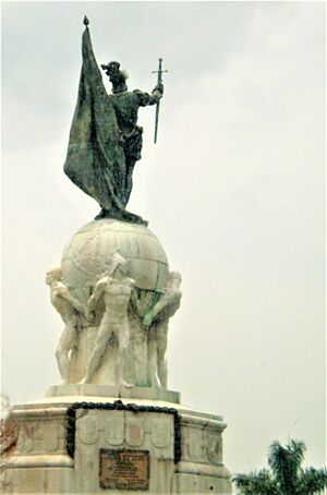 Archivo:Monumento a Vasco Núñez de Balboa (ciudad de Panamá)