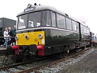 Archivo:Railbus 79964 at York Railfest