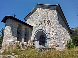 San Andres eliza erromanikoa (Tortura, Kuartango).jpg