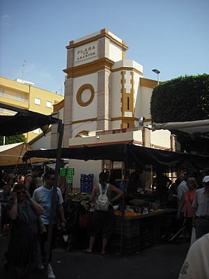 Archivo:Santa Pola. Plaza de abastos 1