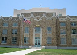 2013 La Salle County, TX Courthouse photo IMG 7718 1.jpg