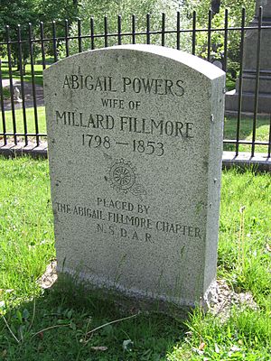 Archivo:Abigail Fillmore headstone