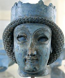 Achaemenid prince's head 2.jpg