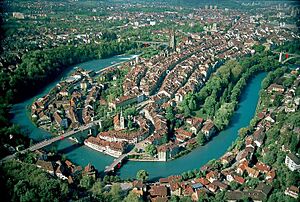 Archivo:Bern luftaufnahme-2num