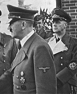 Archivo:Bundesarchiv Bild 183-H25217 Adolf Hitler, Joachim von Ribbentrop